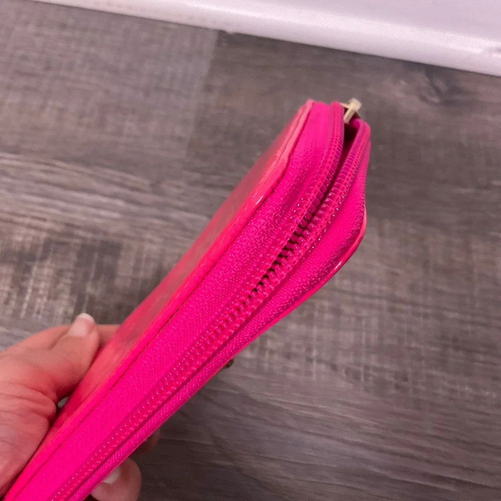 Y2K Michael kors hot pink patent leather zip around wallet monogram women